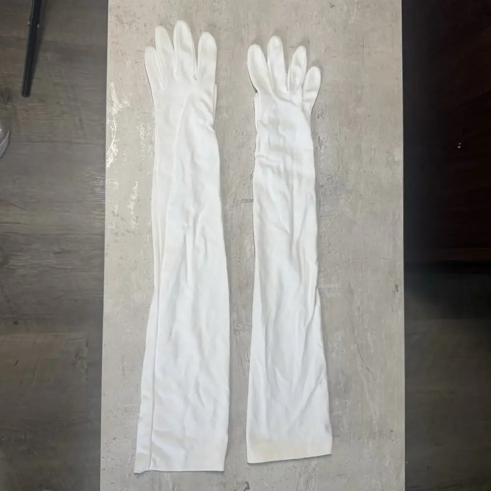 Vintage Fownes White Long Elbow Length 22” Opera Gloves Size 6 1/2 Pearl